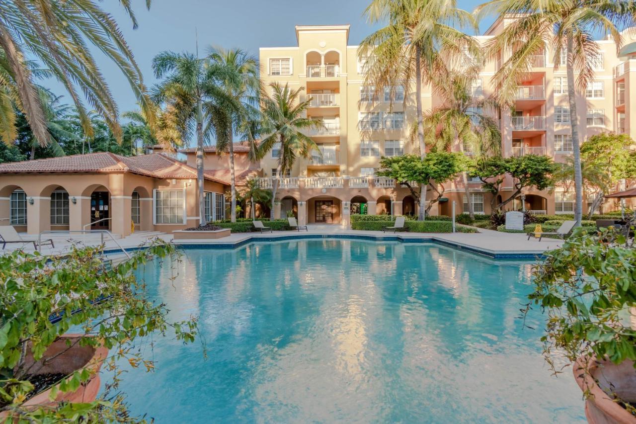 Lovely 3/2 At The Yacht Club In Aventura Apartment Exterior photo