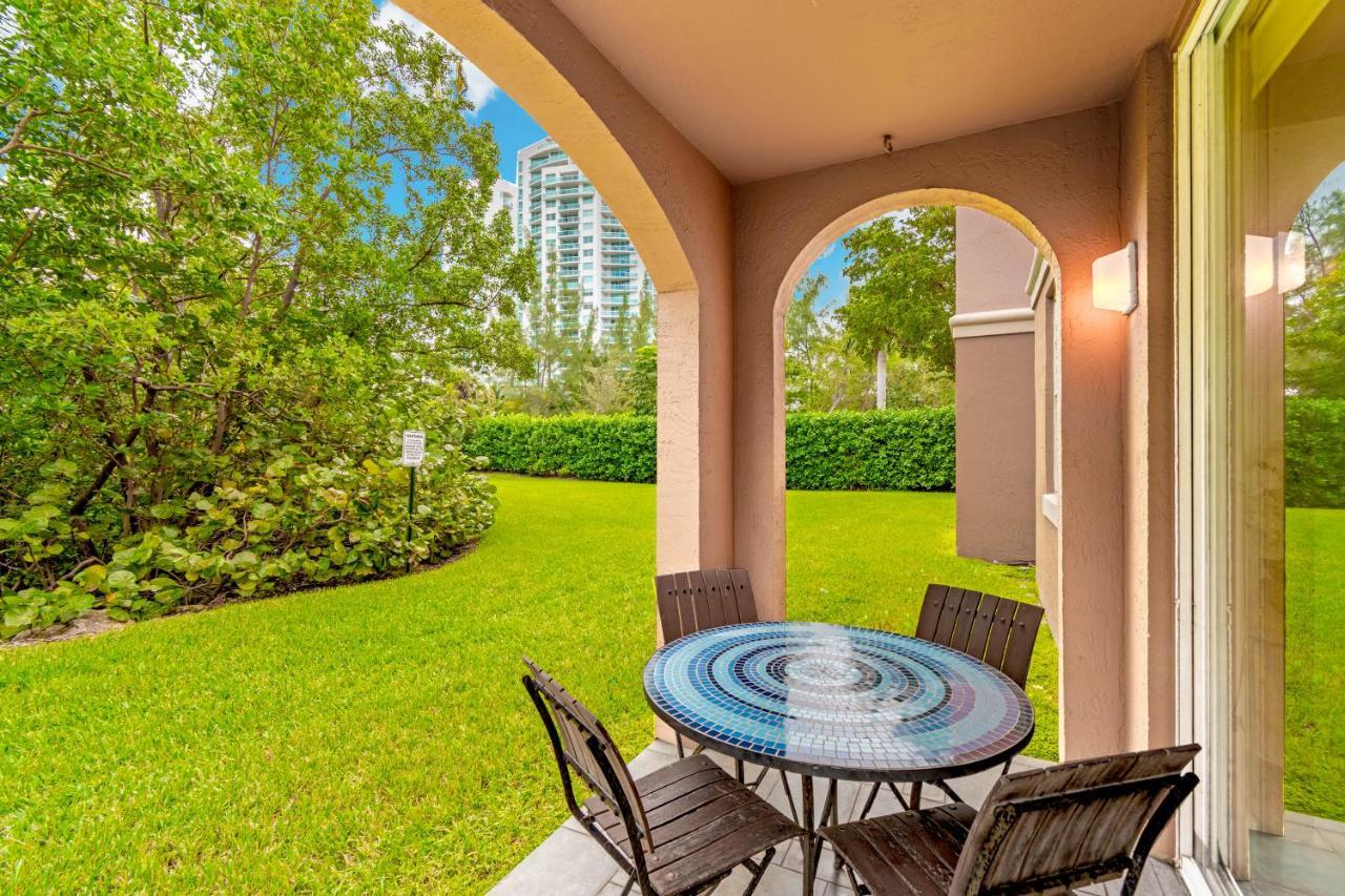 Lovely 3/2 At The Yacht Club In Aventura Apartment Exterior photo